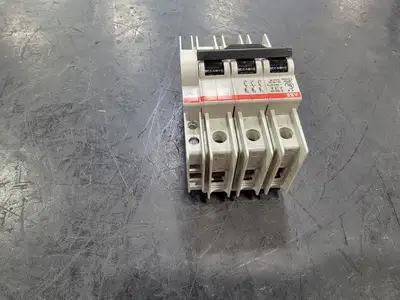 NEW ABB S203UP-K25A