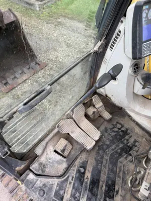 USED 2013 KOBELCO SK 210-9