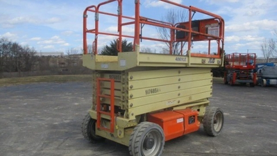 USED 2013 JLG 4069LE
