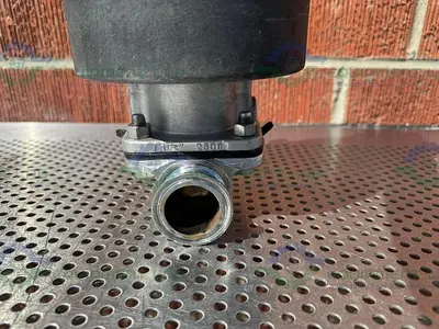 USED ITT PURE-FLO A217 DIAPHRAGM VALVES 90PSI W/ 1 1/2" SANITARY FITTING