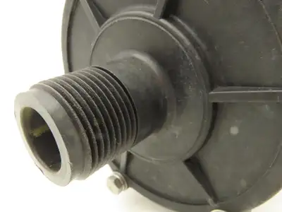 Iwaki MD-100RM Magnetic Drive Water Pump 1"Poly Plastic 220V 3PH 135 L/min