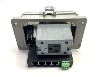 USED GRACE TECHNOLOGIES GFCI DUPLEX INSIDE-OUTLET; 15 AMP CIRCUIT BREAKER