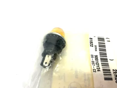 NEW SQUARE D YELLOW INCANDESCENT PILOT LIGHT TYPE O