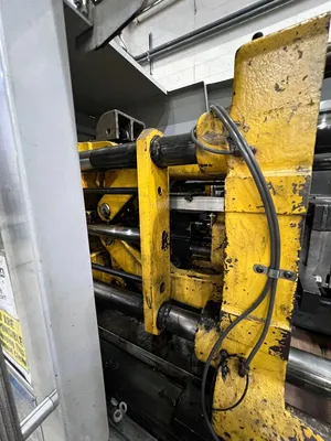 1996 VAN DORN 85HT5 Plastic Injection Mold | Universal Press & Machinery (UPM) (7)