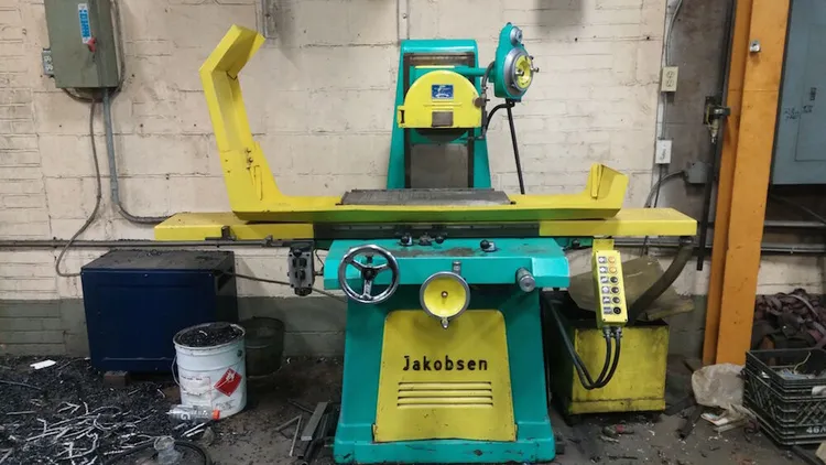 Used Jakobsen SJ824 (specification match) Reciprocating Surface Grinders Quebec CA | Machineco #1256400