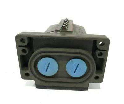 NEW BALLUFF BNS 813-D06-R16-100-22-06 LIMIT SWITCH BNS813D06R161002206
