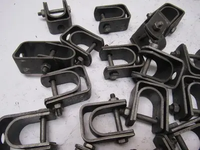 1/2" Clevis Pipe Hanger Lot of 22