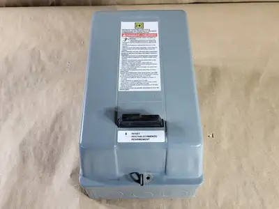 NEW SQUARE D 8911DPSG43V07
