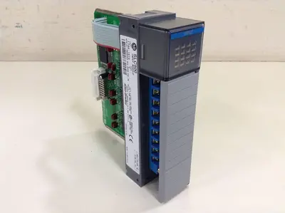 USED ALLEN BRADLEY 1746-IB16 SER C