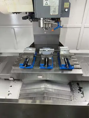 2022 AKIRA SEIKI V2.5 XP Vertical Machining Centers | Toolquip, Inc. (4)