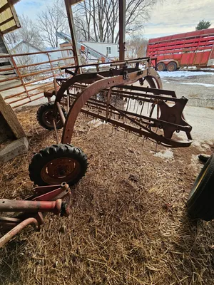 NEW HOLLAND 55 Hay Rakes | Iron Listing (1)
