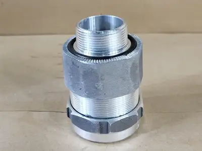 NEW THOMAS & BETTS ST150-472