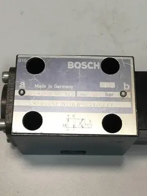 USED BOSCH 0 810 090 322