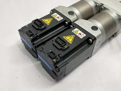 CC1330 | Graco  Series C102 2-Ball Cat Pump 10:1 To 20:1 10A 200-240V - Used