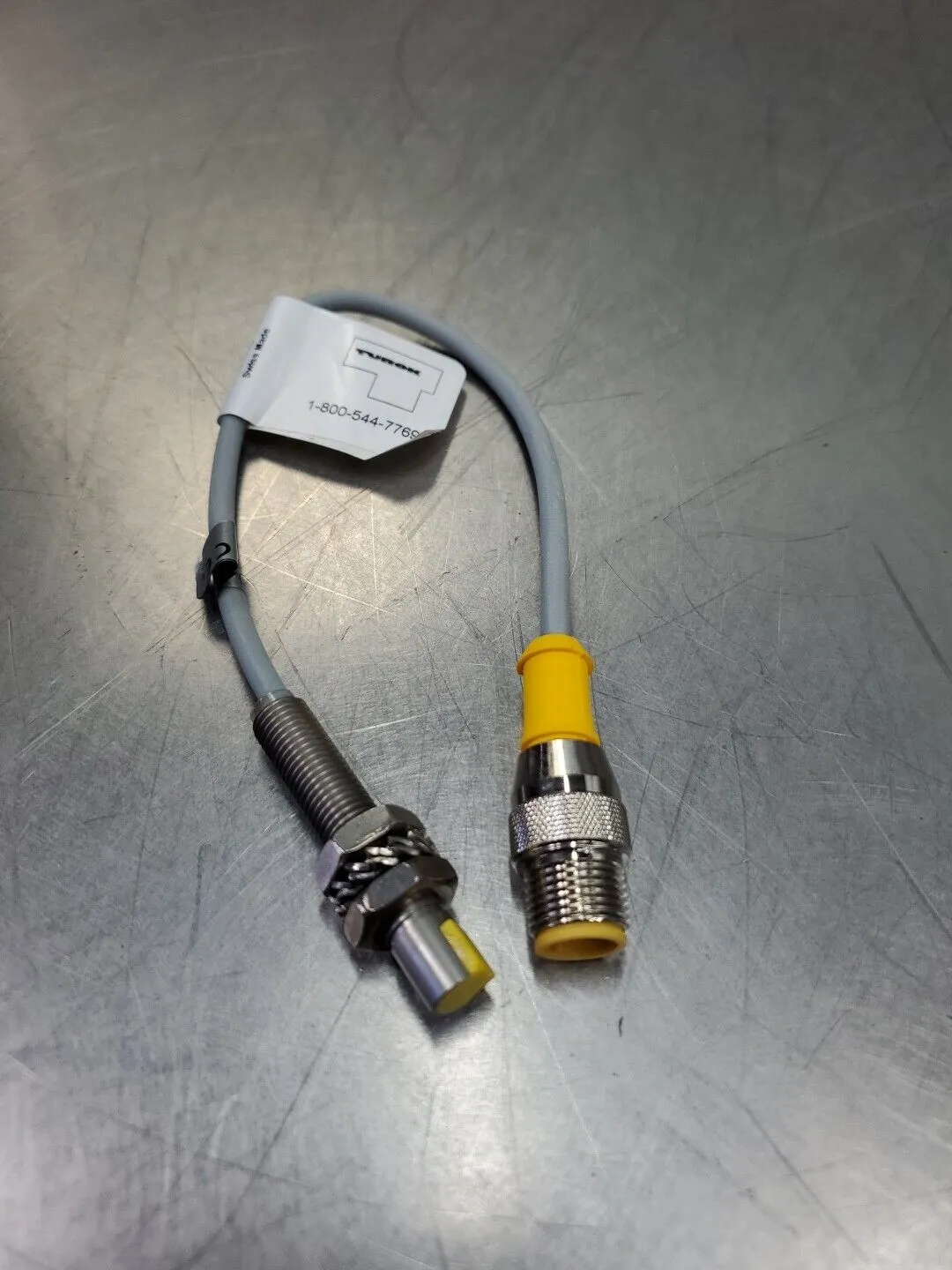 Turck BI 1.5-QS880-AP6X-0.2M-RS 4T Proximity Sensor. 5E-20