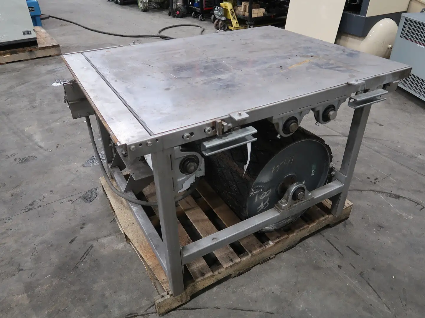 Table w/ Gearbox Motor and Belt Roller