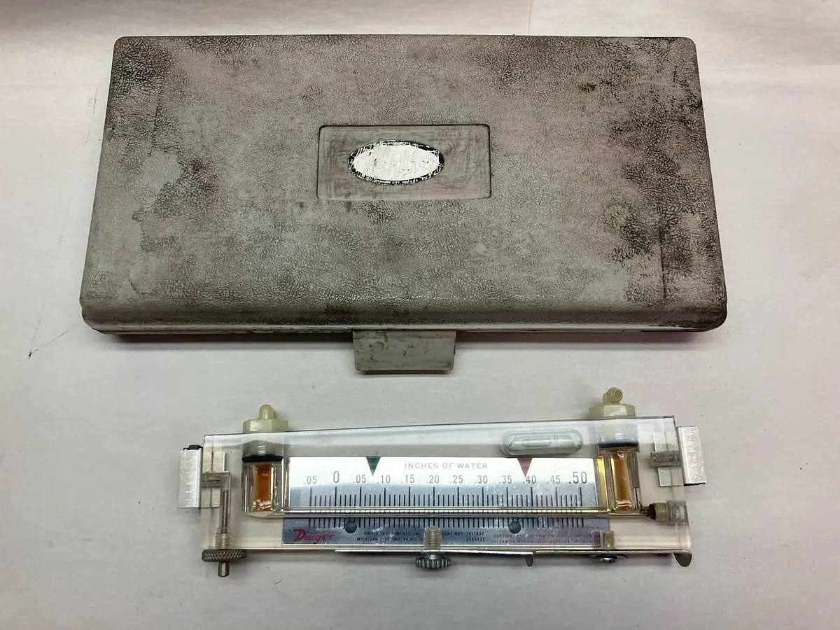 New | in-Stock DWYER 0.05-0.50 Lab Manometers Ohio US | Surplus Asset Holdings #1247278