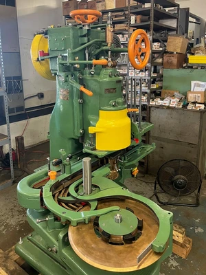 Used _UNKNOWN_ _UNKNOWN_ Can Seamers New York US | Melvina Can Machinery #1229215