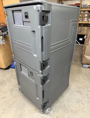 NEW Cambro PCUHC615 Pro Cart Ultra