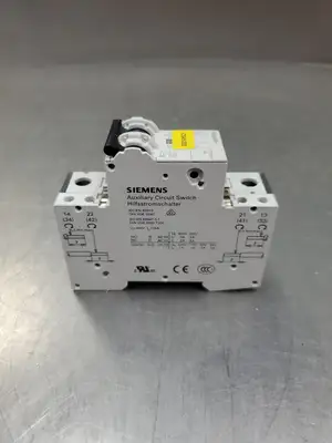 USED Siemens 5SY41 MCB A4 Circuit Breaker w/5ST3010 AS Auxiliary Switch