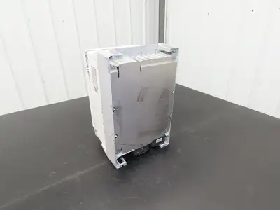 Allen Bradley 20AD040C3AYNANC0 PowerFlex 70 AC Drive 30Hp 480VAC 3Ph 40A Ser A