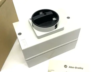 USED ALLEN BRADLEY SER. A ENCLOSED LOAD SWITCH, DOOR COUPLING ROTARY