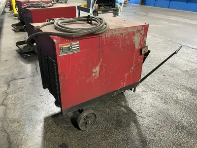 Used LINCOLN ELECTRIC IDEALARC DC600 Arc Welders Ohio US | HGR 24 #1333770