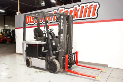 USED 2010 NISSAN MCP1B2L25BS