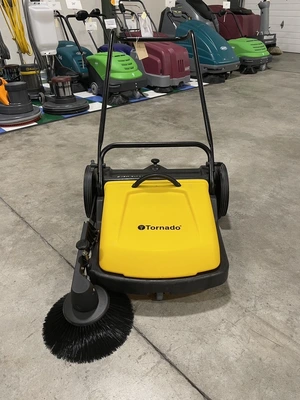Tornado SWM 31/9 Manual Push Sweeper NEW