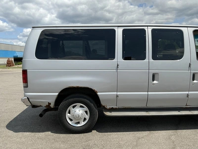 Used 2005 FORD E-350 Vans Michigan US | Miedema Asset Management Group #1322353