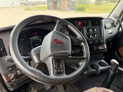 Used 2024 KENWORTH T880 TRUCK TRACTOR Conventional trucks Michigan US | Miedema Asset Management Group #1709430