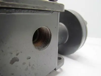 United Electronic Controls H105K-457 Differential Pressure switch 15A 480VAC