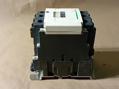 NEW SCHNEIDER ELECTRIC LC1D40F7