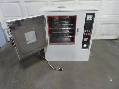 Hung Ta Environmental Chamber, aging oven