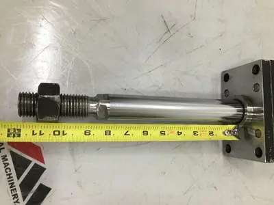 USED CINCINNATI MILACRON M5FG-2.5X7.83-N-1.38