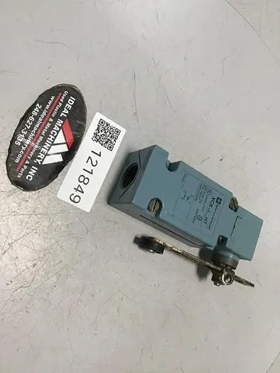 Used TELEMECANIQUE XCK-J-H7 Relays & Switches Michigan US | Ideal Machinery #600079