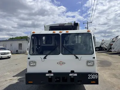 Used 2017 CRANE CARRIER LET2 CC Garbage trucks North Carolina US | Levan Equipment #1546315