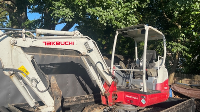 USED 2018 Takeuchi TB230