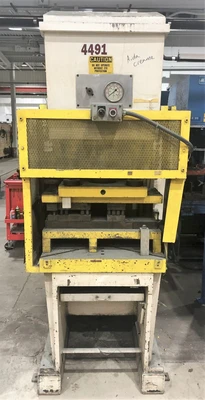 USED 1995 COLE TUVE COLE-TUVE CF-33 PRESS