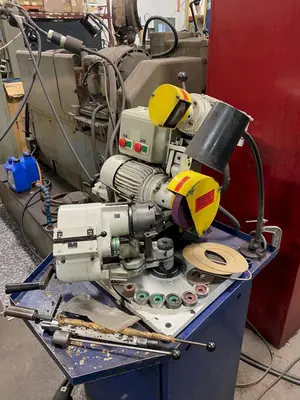 USED 1998 GMC ZB32/2