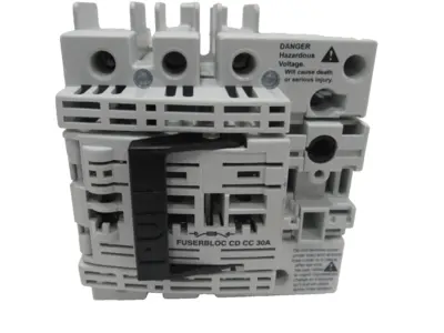 NEW MERSEN FBCC30CDT FUSE BLOCK 30AMP 3 POLE