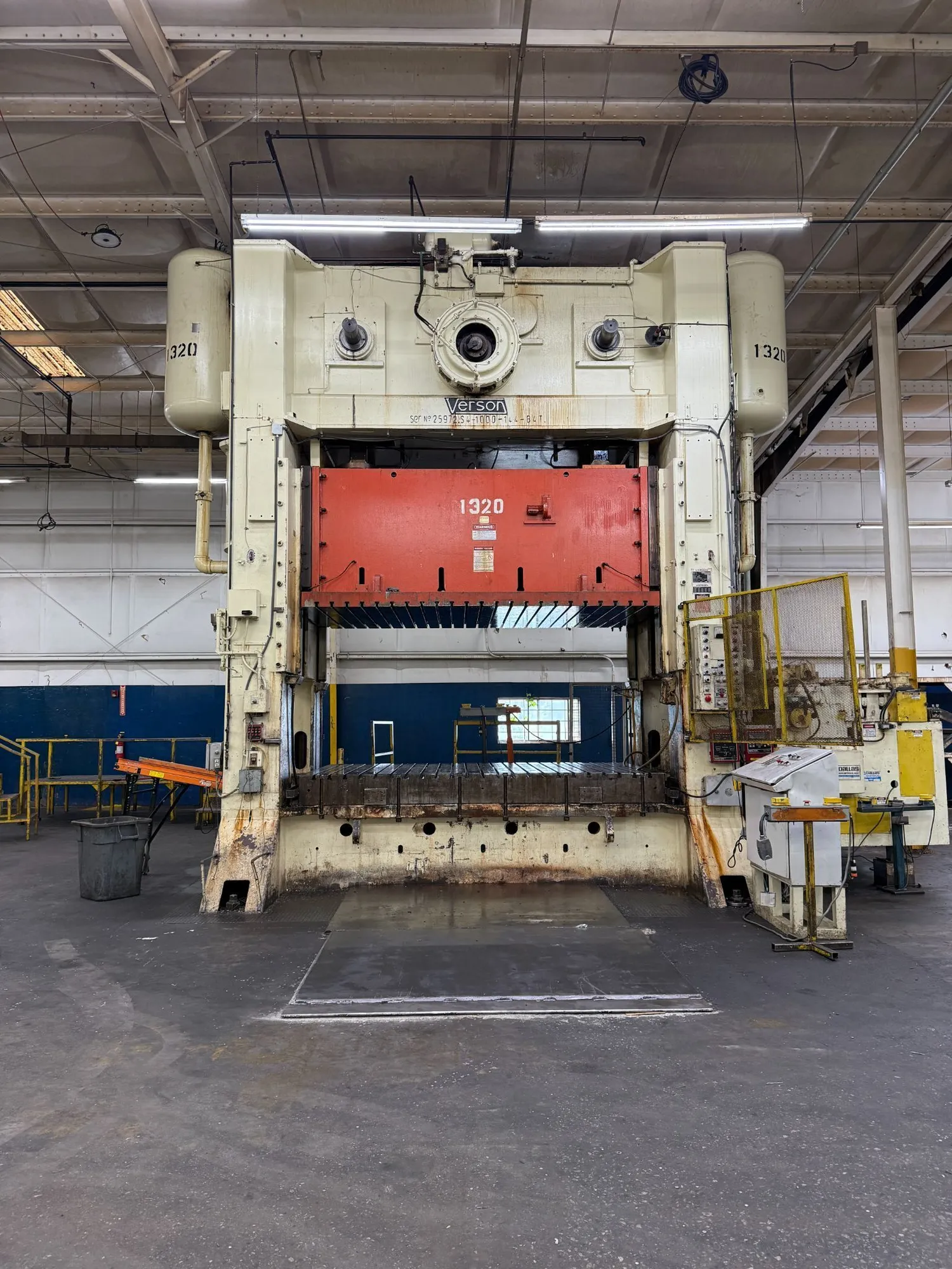 1000 Ton Verson Straight Side Mechanical Press