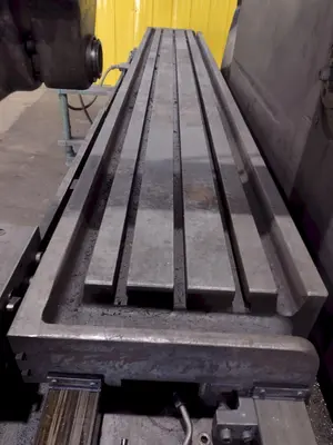 USED CINCINNATI 400-188 HYPOWERMATICTABLE AREA (T-SLOTTED) ......... 18" X 120"