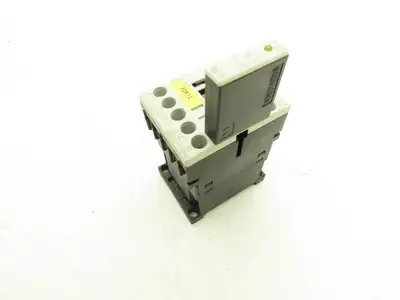 Siemens 3RT1017-1BB42 Motor Starter Contactor 10Hp 20A 600V w/Varistor Lot of 8