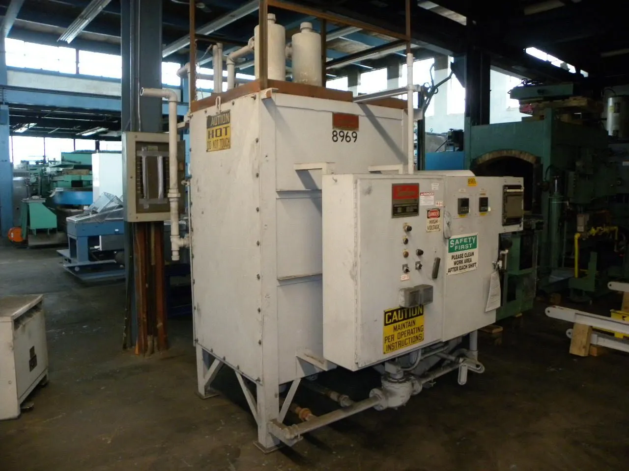 Surface Endothermic Generator