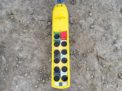 USED 2005 R&M MATERIALS HANDLING SX70620500P65END0F