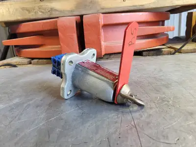 NEW CROUSE-HINDS AFUR5M7