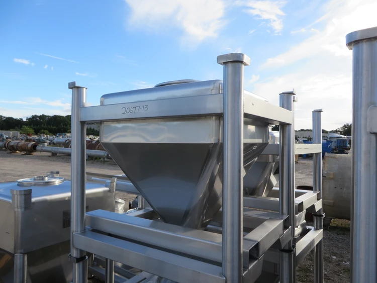 Used TOTE, INC. 18 Cubic Foot Bins New Jersey US | Perry Equipment #118028
