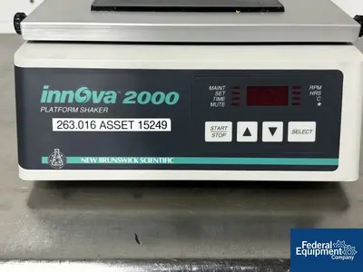 USED New Brunswick New Brunswick Innova 2000 Platform Shaker