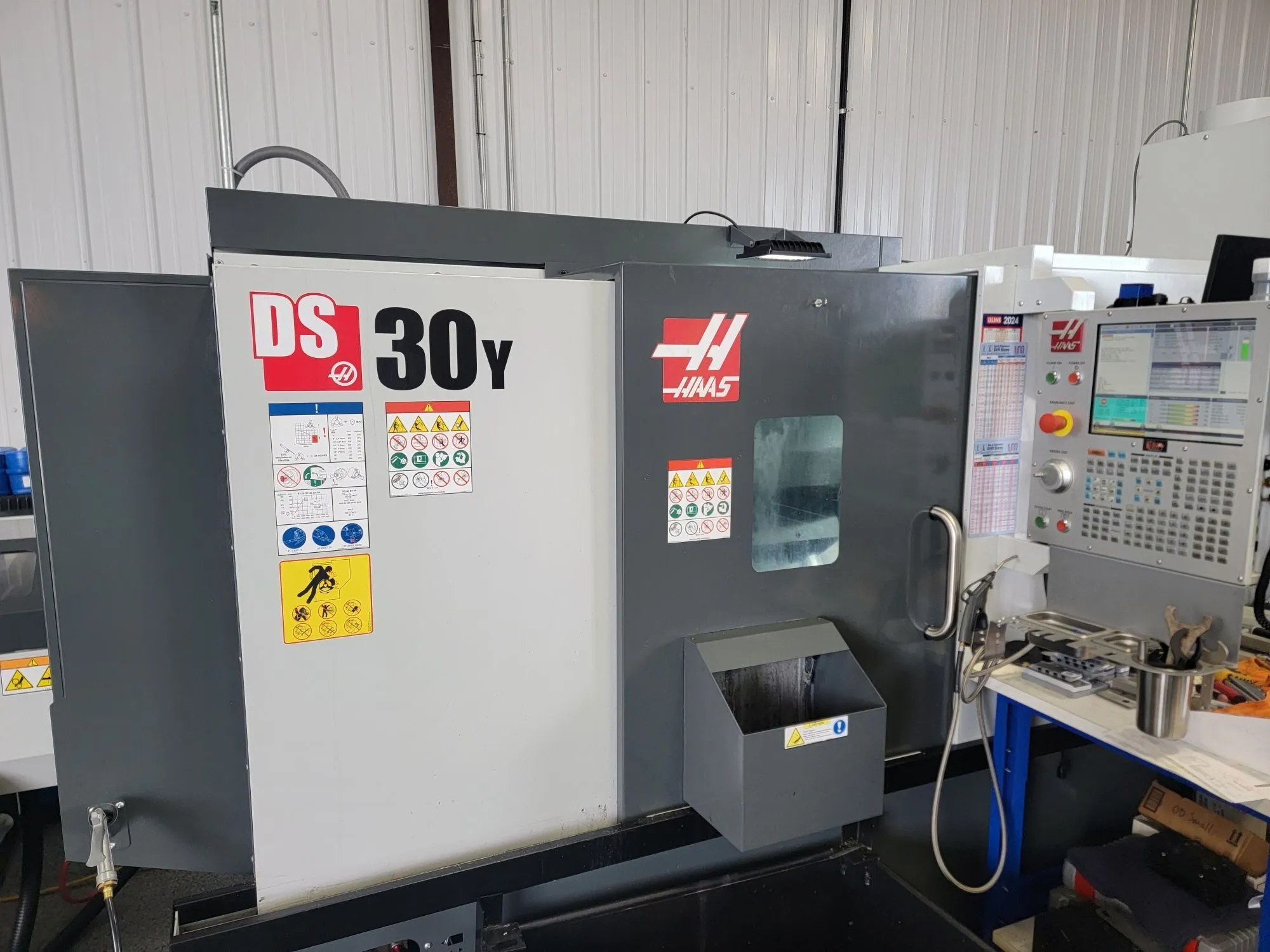 USED 2023 HAAS DS-30Y